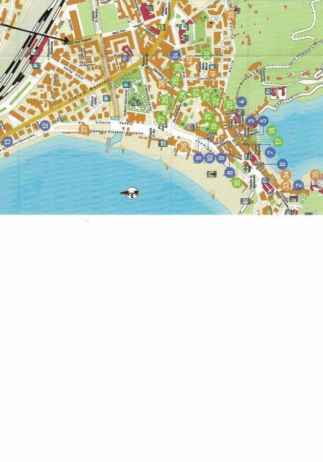 Ludovica Trilocale Centrale Con Posto Auto Sestri Levante Bagian luar foto